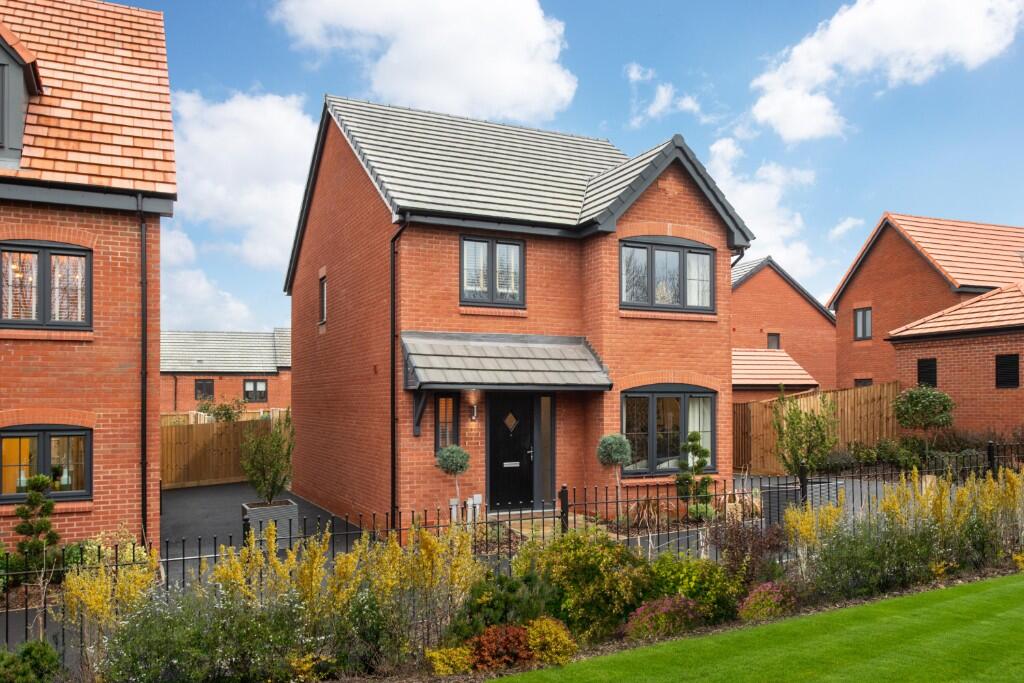 4-bed detached on Staverton Lodge Daventry Northamptonshire, £425,000