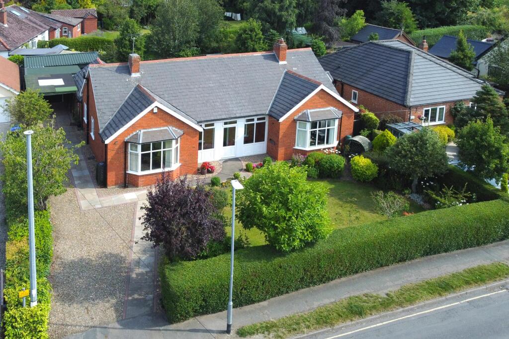 3-bed bungalow on Maxwell Road, Pocklington, York, YO42 2HE, £485,000