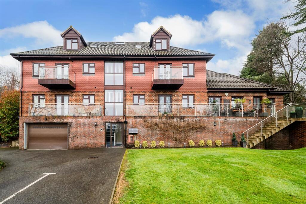 Main image of property: Windwood, Mill Street, Redhill