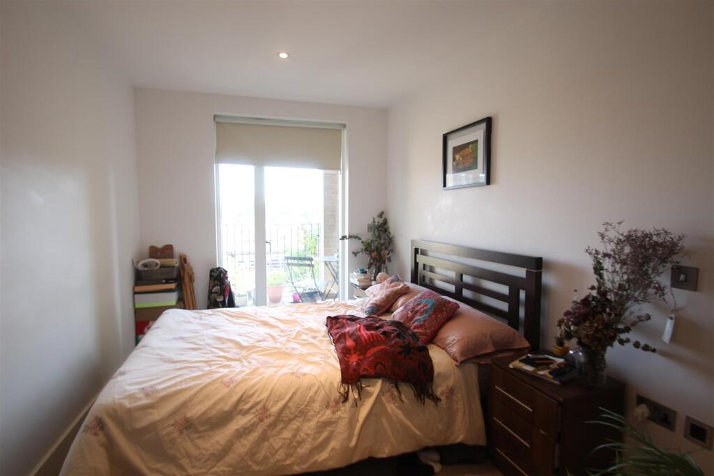 Apartment in London, De Beauvoir Town, Haggerston - View 3