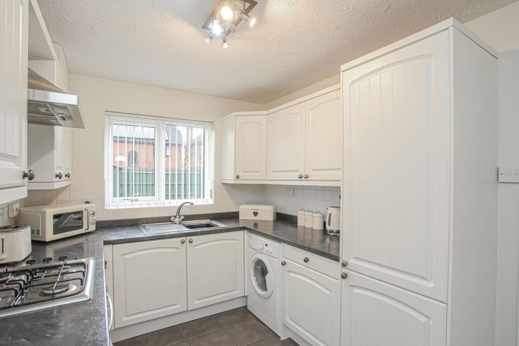 Woburn Close, Banbury photo 2