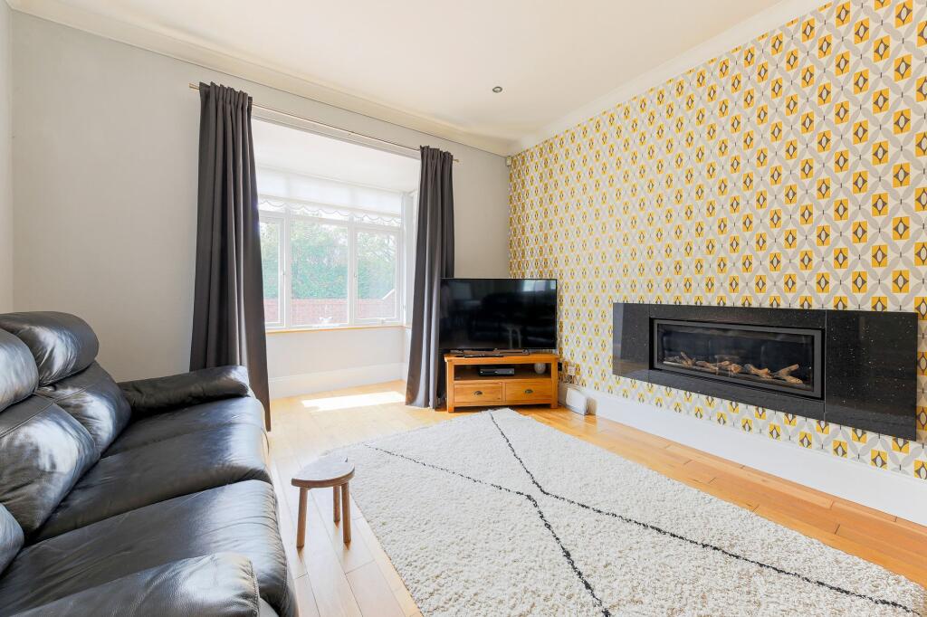 House in North Tyneside, North East - More
