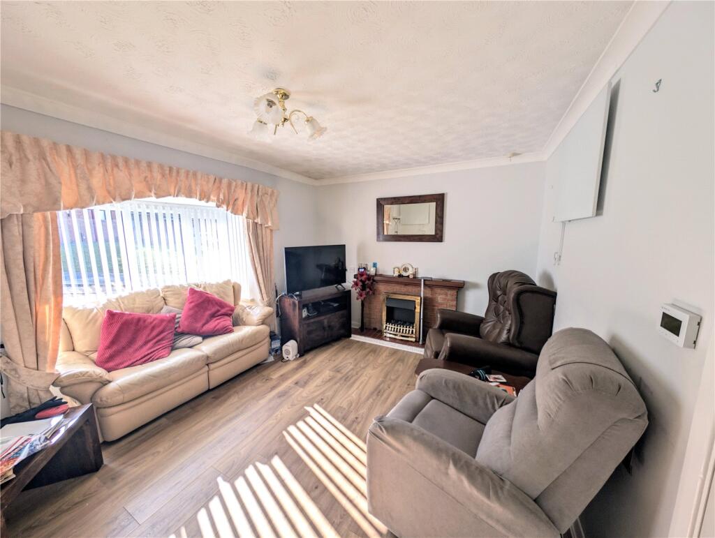 Ashfields, Oakengates, Telford, Shropshire, TF2 photo 2