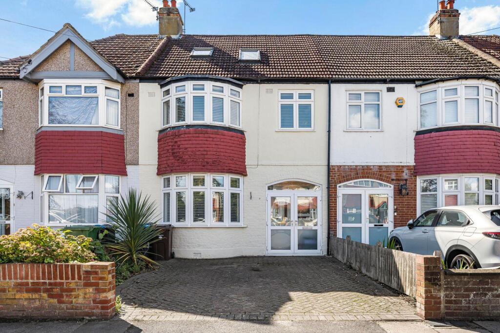 Arthur Road, Motspur Park photo 2