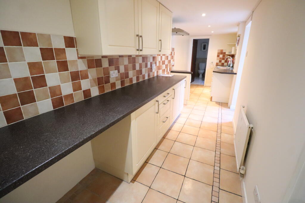 Apartment in Portsmouth - View 3
