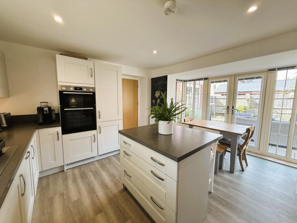 Stocker Close, Huntingdon, PE28 photo 4