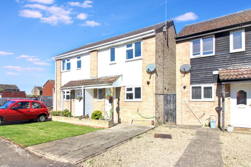 Main image of property: Bronte Close, Aylesbury