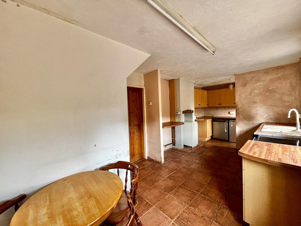 House in Doncaster - View 3