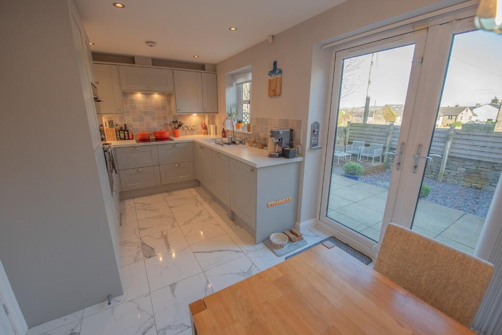 1 Carr Meadows, Cowling BD22 0BR - View 4