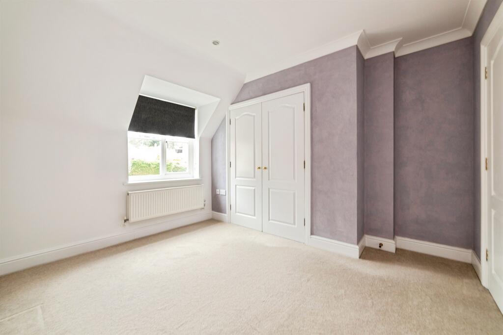 Additional image 12 of Canonsfield Road, Welwyn