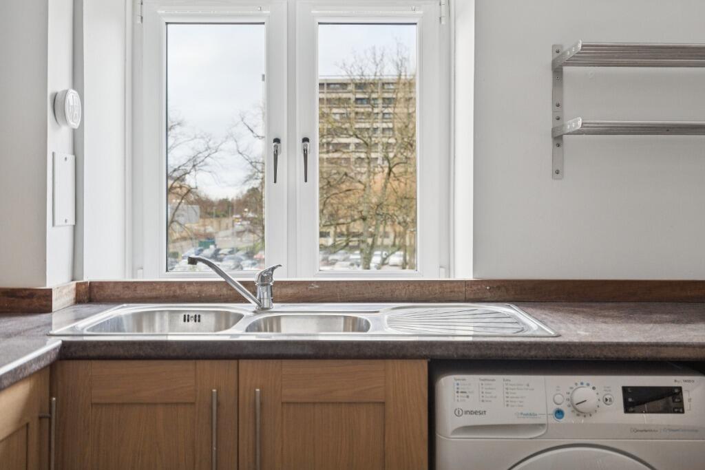 Apartment in Glasgow - View 5