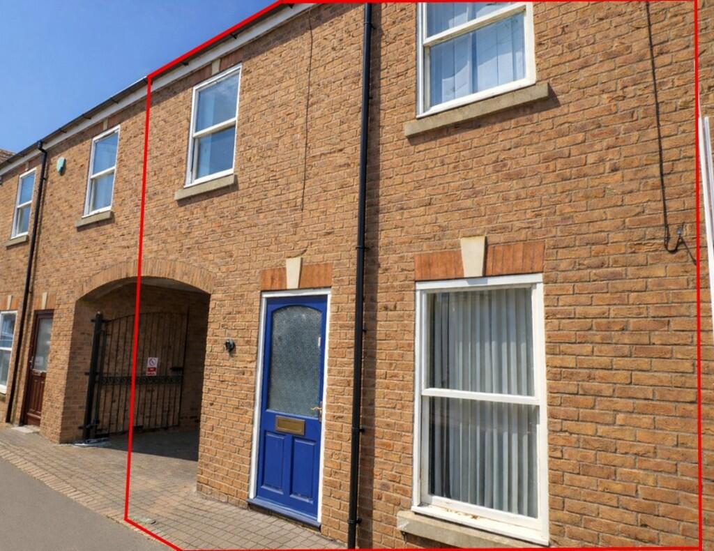 Main image of property: 31b Pinchbeck Road, PE11 1QD