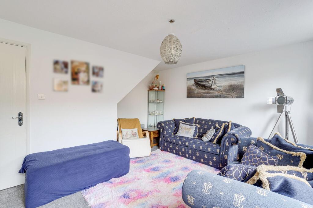 House in Rushcliffe, Gamston - View 5