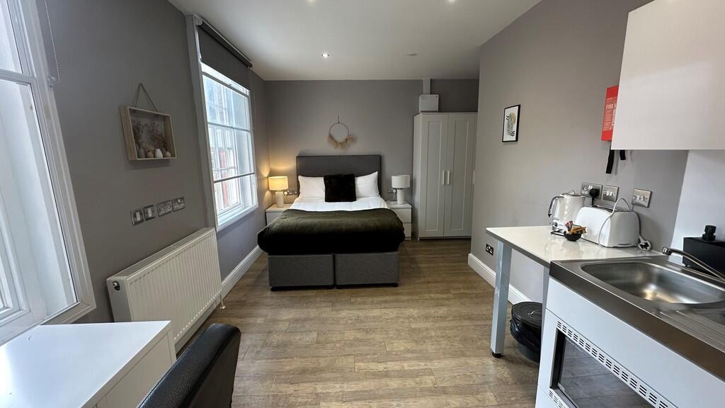 Main image of property: Castle Yard Studio 6