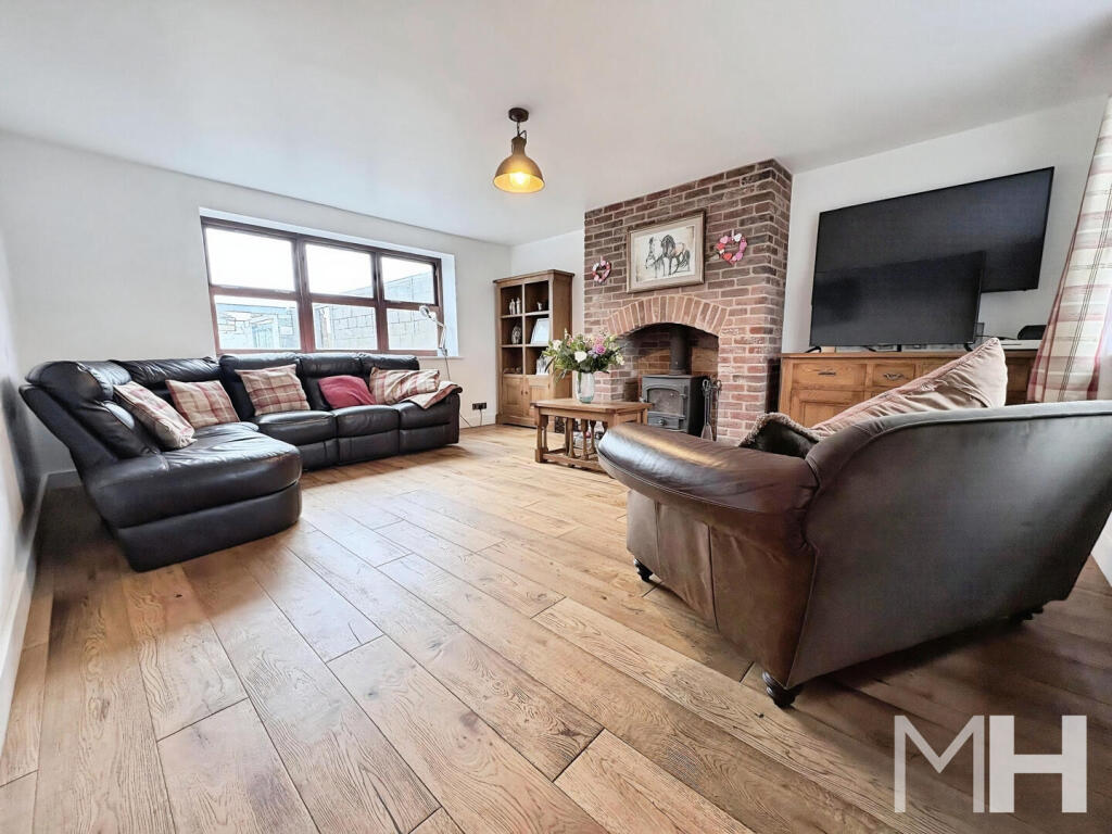 Fleetwood Road, Greenhalgh, Preston photo 4