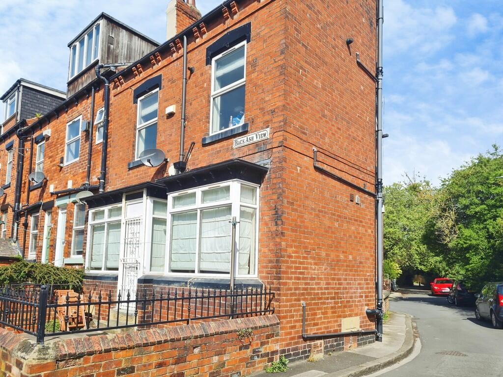 Main image of property: 1 Ash View, Headingley