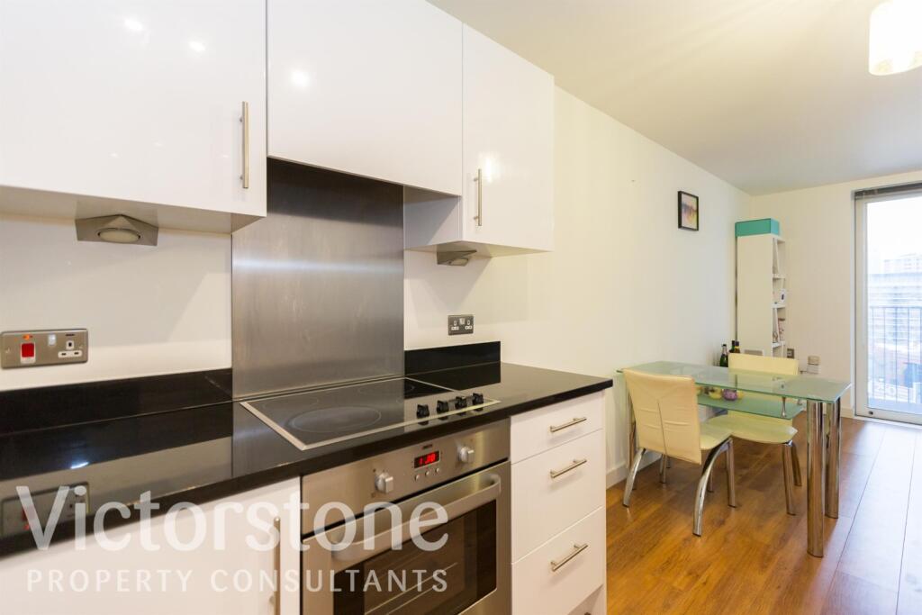 Main image of property: Aquarelle House, City Road, Islington, London, EC1V