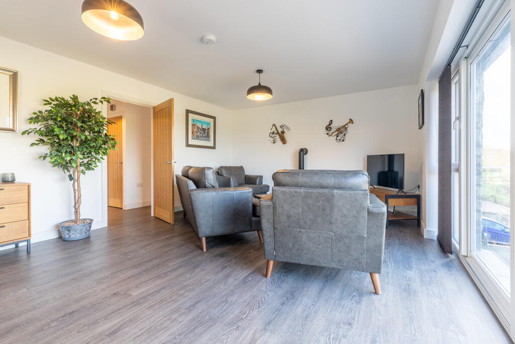 61 Oakfield Park, Kirkby Lonsdale, LA6 2FQ  photo 5