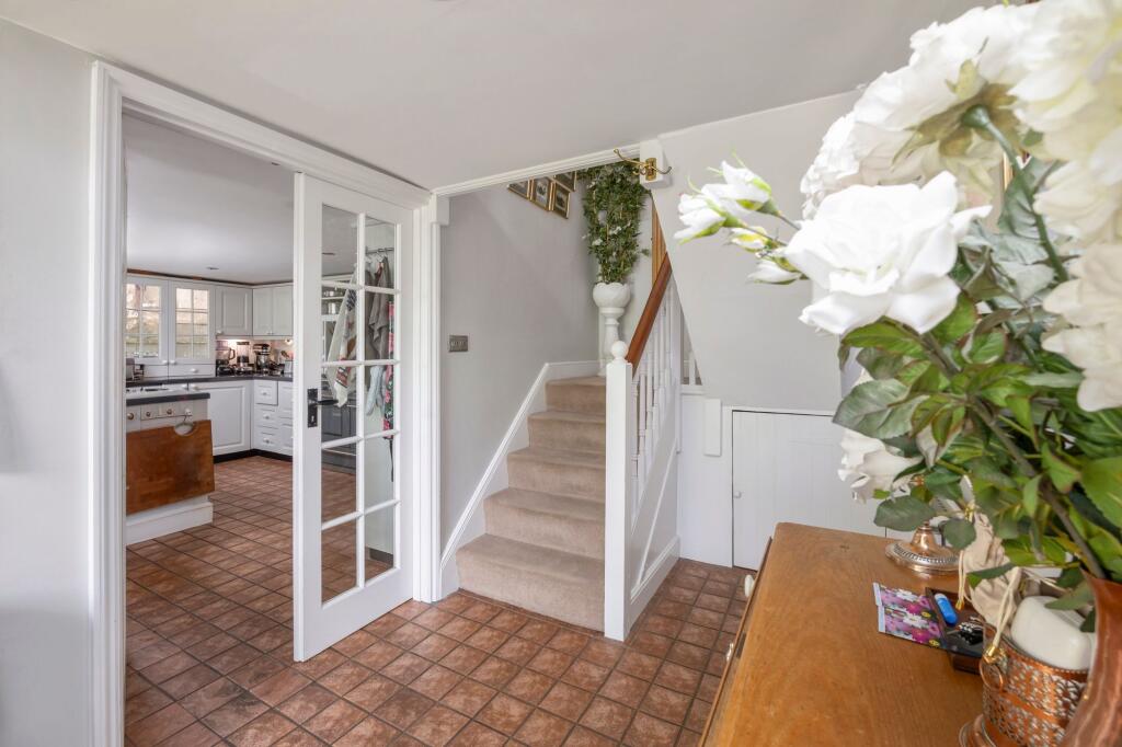 House in Redhill - View 5
