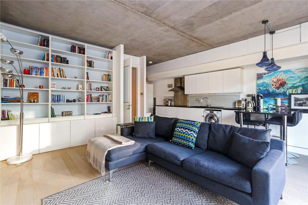 Main image of property: Kingsland Road, London, E8