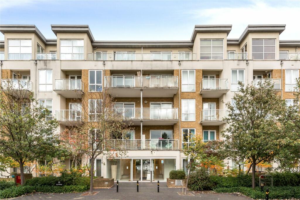 Main image of property: Melliss Avenue, Kew, Richmond, Surrey, TW9