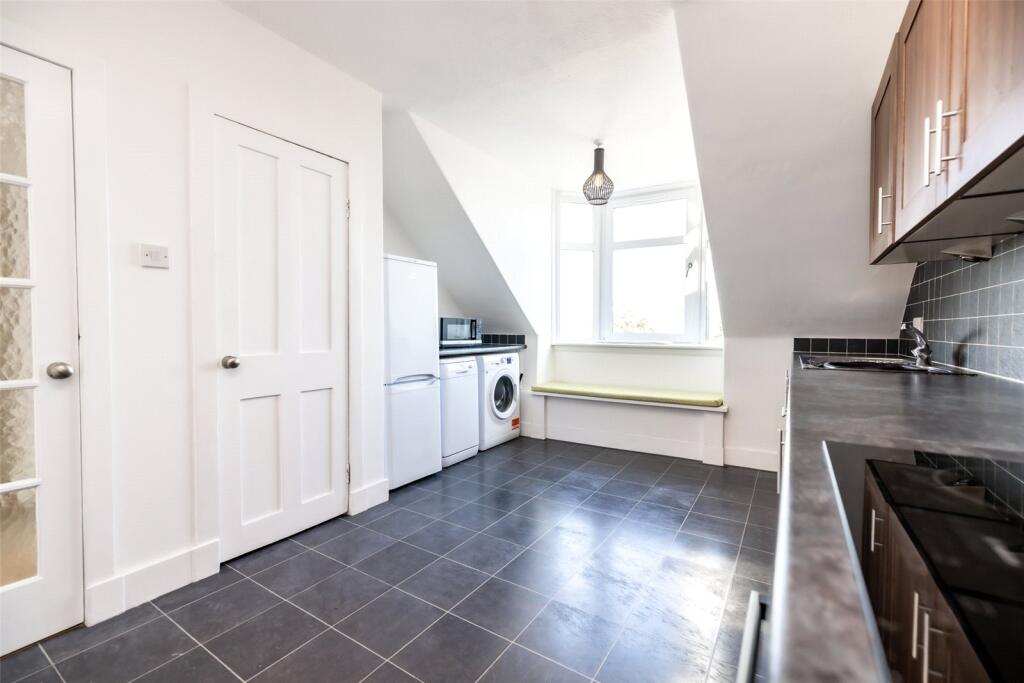 Apartment in Aberdeen - View 3