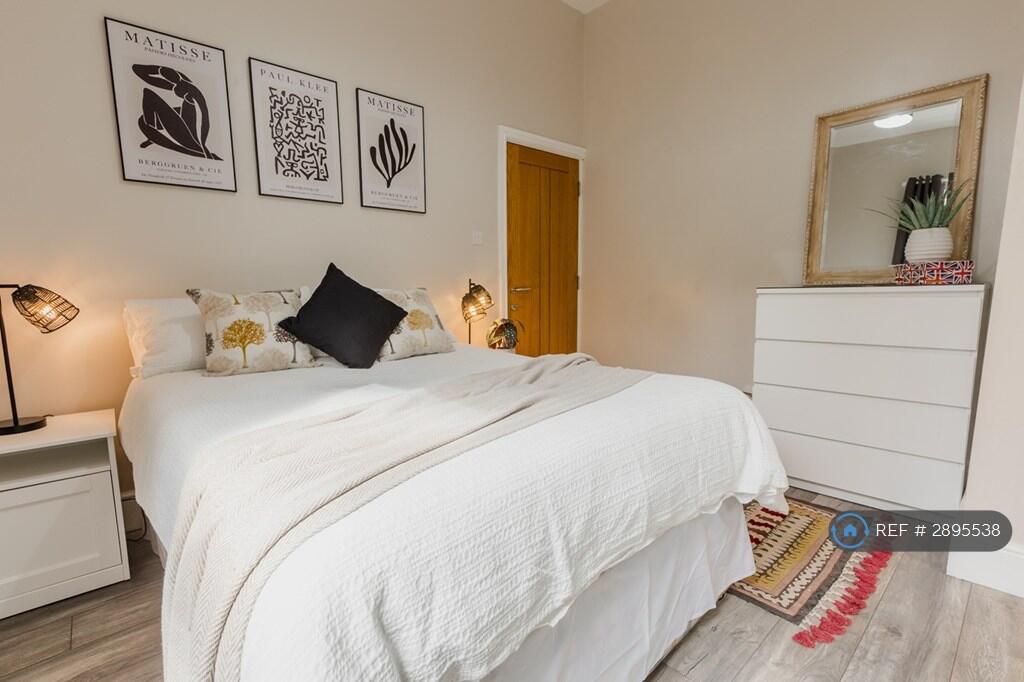 Main image of property: Duesbery St, Hull, HU5