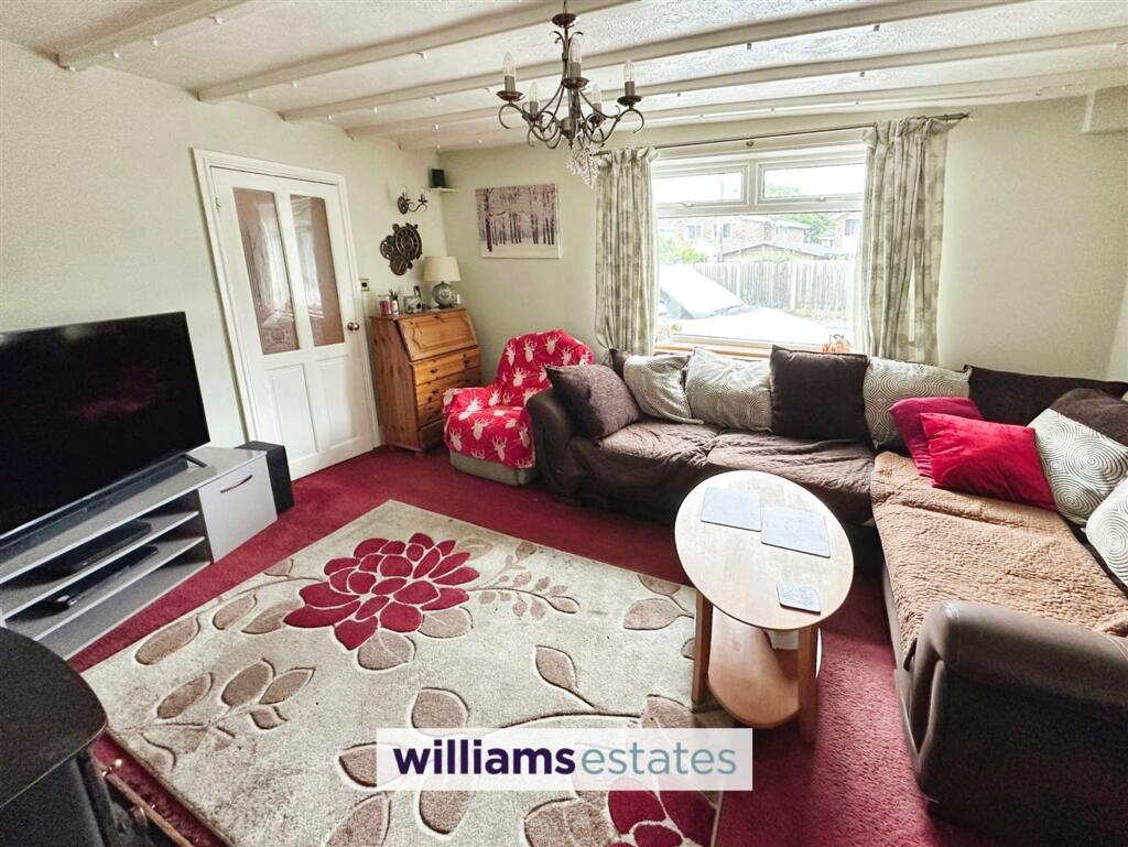 House in Kemps Row Ffordd Corwen Coed-Talon, Treuddyn - View 5