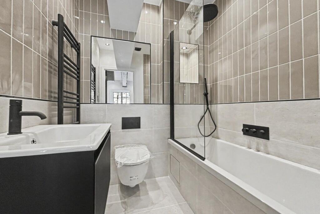 House in Dorchester - View 4