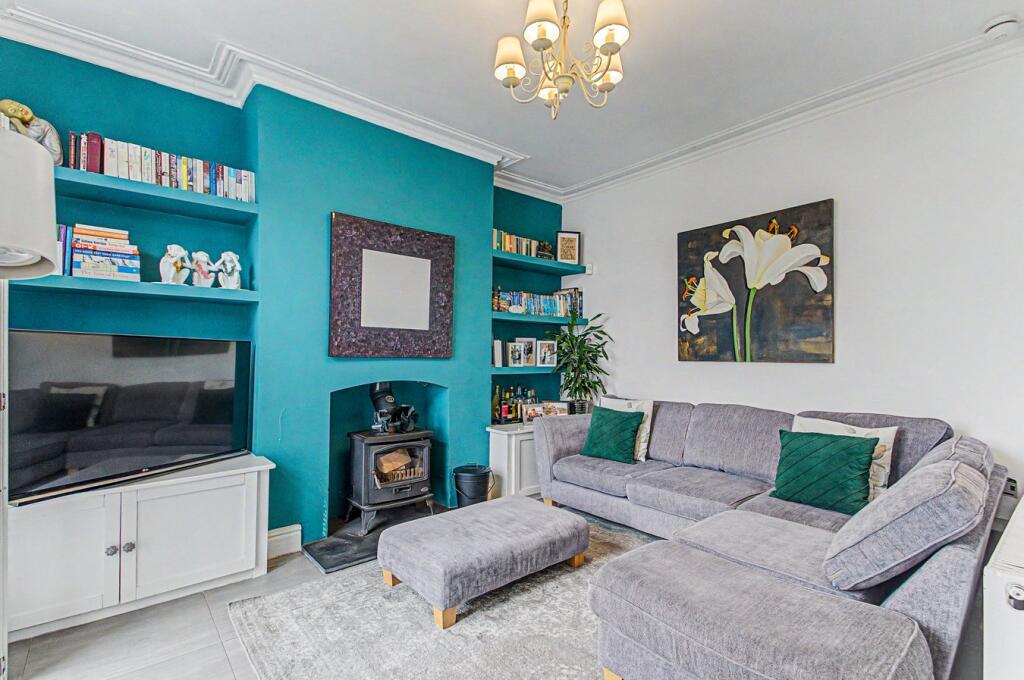 Whitelake Avenue, Flixton, Manchester, M41 - Więcej