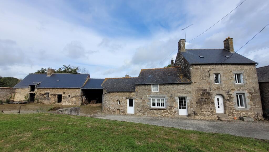 Main image of property: 22800 plaine-haute