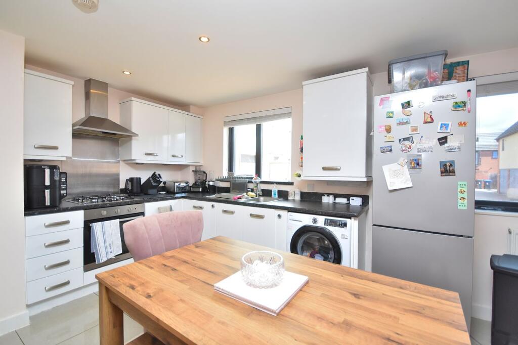 Apartment in Upton, Marina Park - More