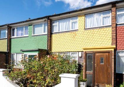 Main image of property: 34 De Montfort Road, Streatham Hill, London, SW16 1LZ