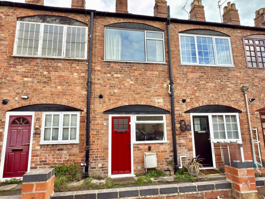 3-bed terraced on North East Terrace, Tewkesbury, GL20, £200,000