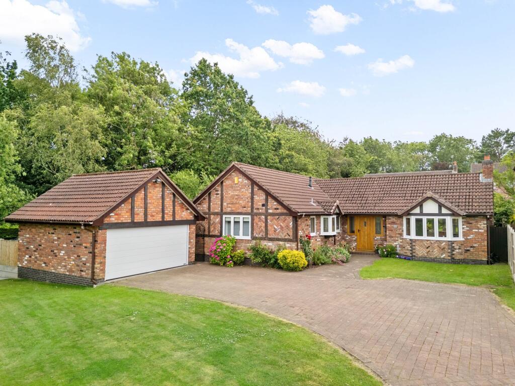 Main image of property: Chessington Close, Appleton, WA4