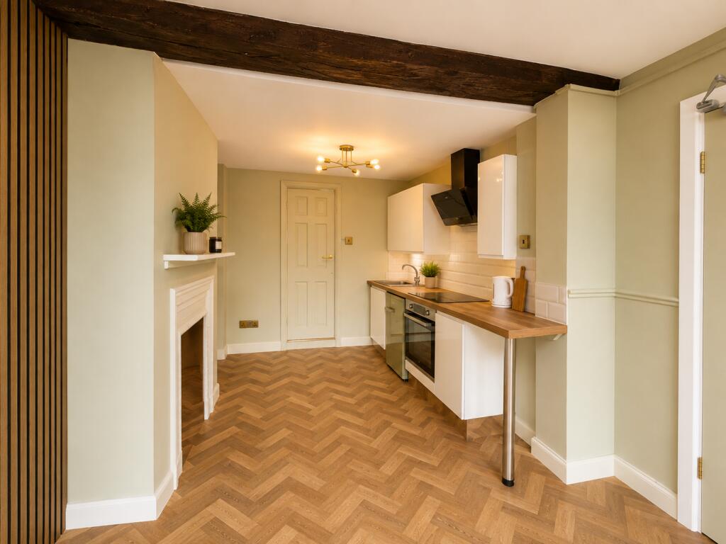 Apartment in Stevenage - View 5