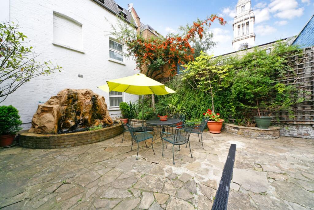 Apartment in London, City of Westminster - More
