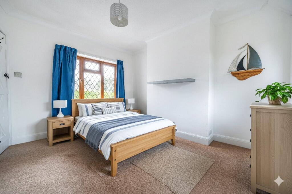 House in Adur, North Lancing, Lancing - More