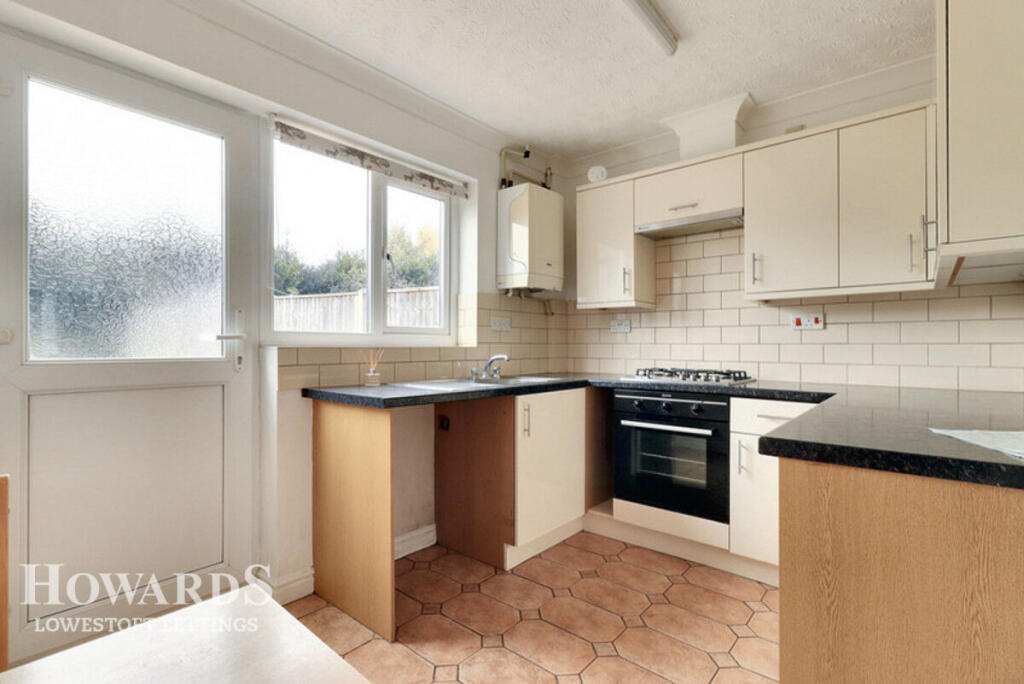 Main image of property: Colsterdale, LOWESTOFT