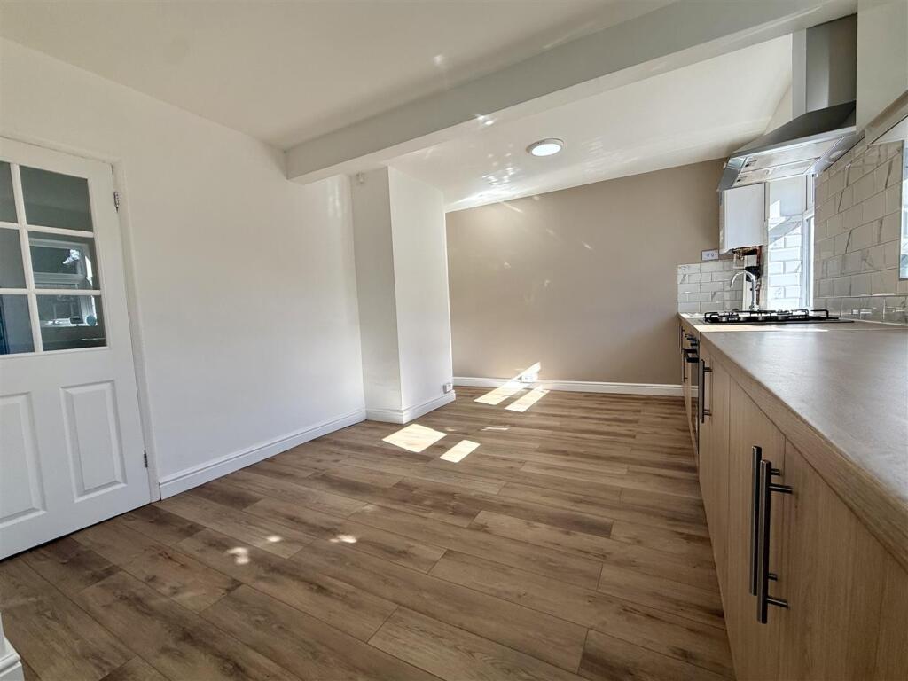 House in Wolverhampton - View 4