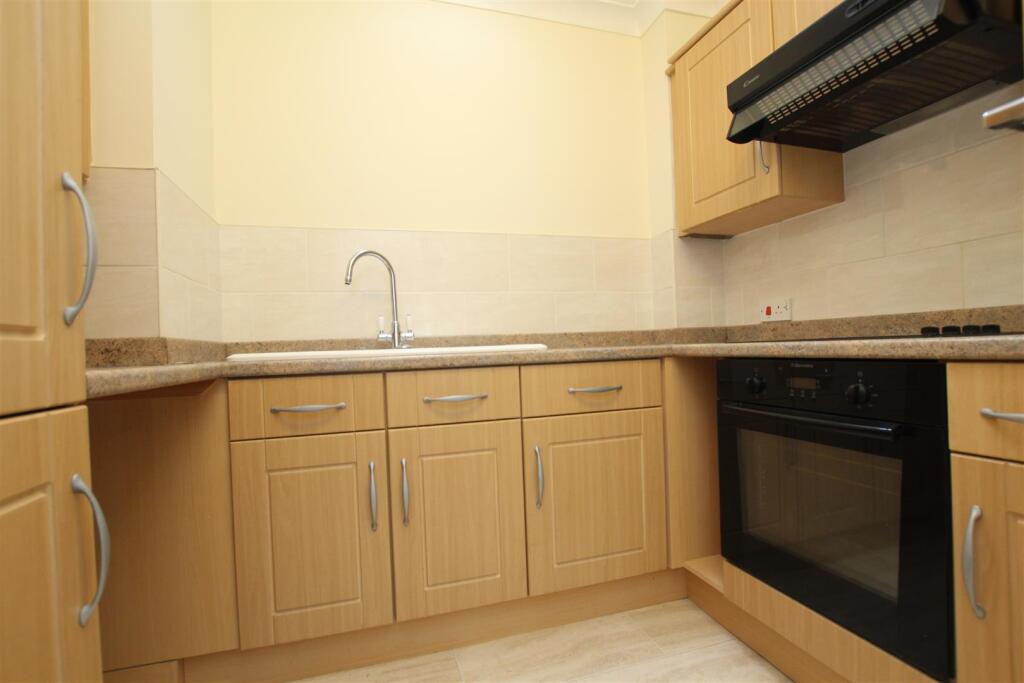 Mortimers Lane, Fair Oak, Eastleigh photo 3