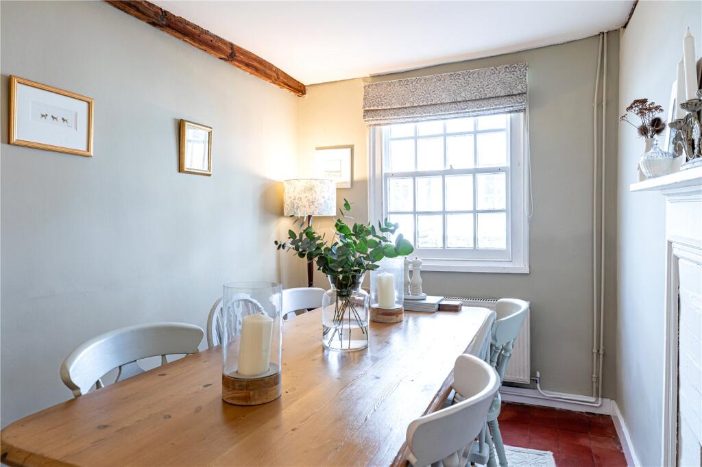 Newbury Street, Lambourn, RG17 photo 4