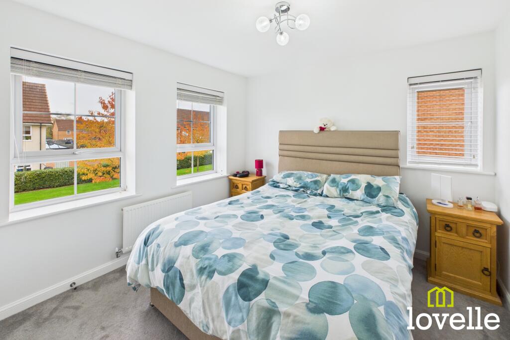 Simpson Avenue, Kingston upon Hull, HU8 - More