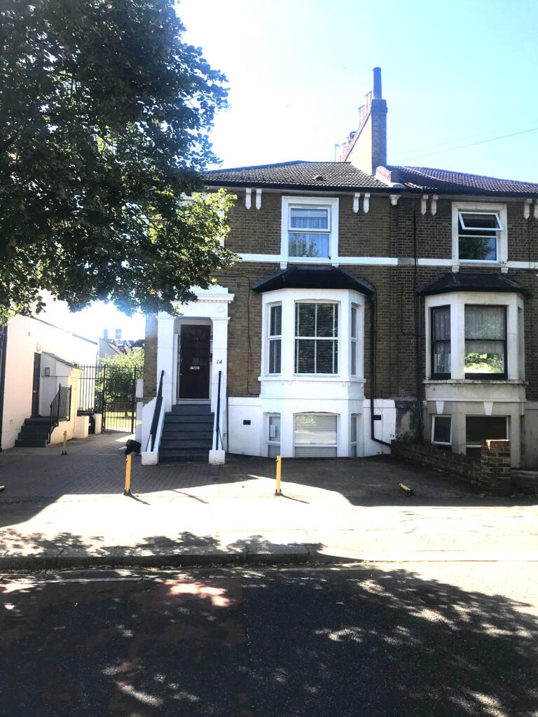 Main image of property: Park Avenue, Ilford, IG1