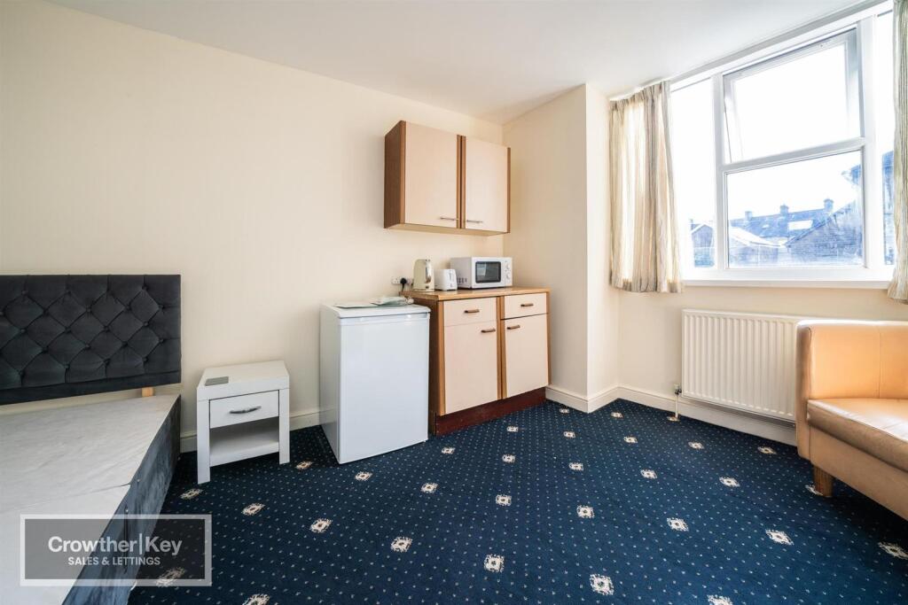 Apartment in Stockport - More