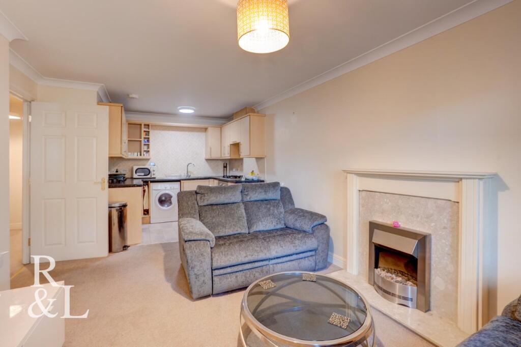 Apartment in Leicester - View 5