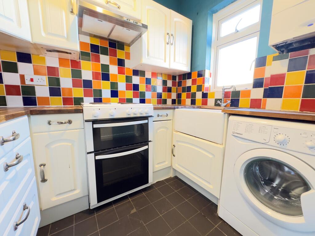 Apartment in Brighton - View 4