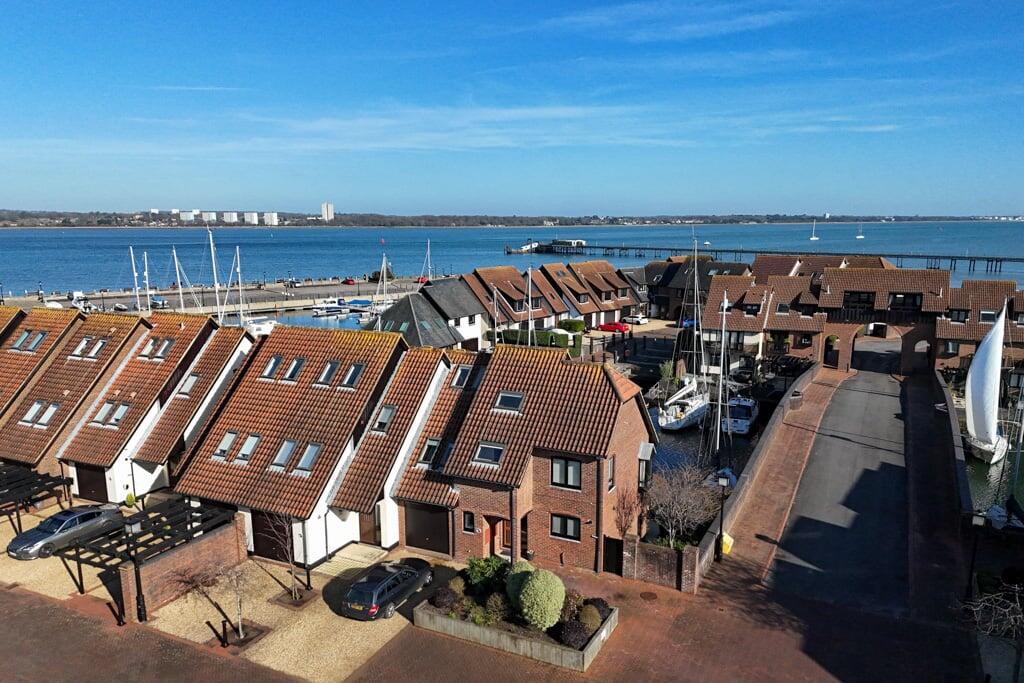 Main image of property: Velsheda Court, Hythe, Southampton, SO45