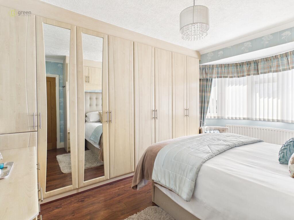 House in Solihull, Castle Bromwich - More