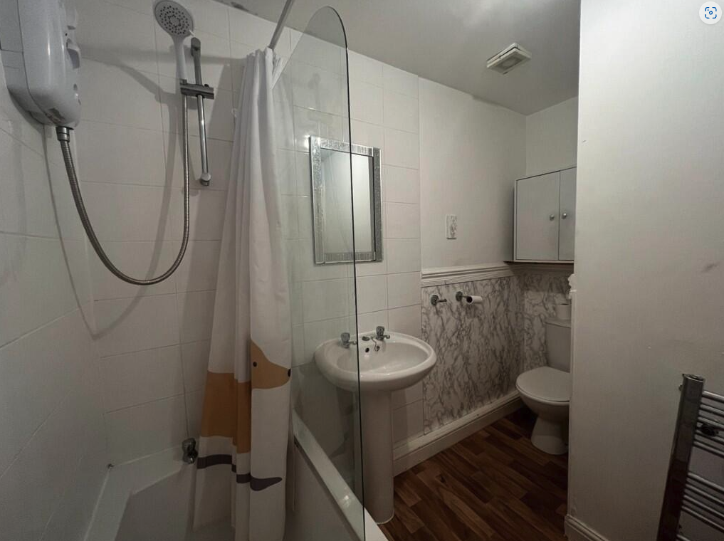 House in Crewe - View 5